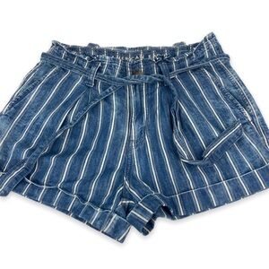 AMERICAN EAGLE High Waist Striped Shorts